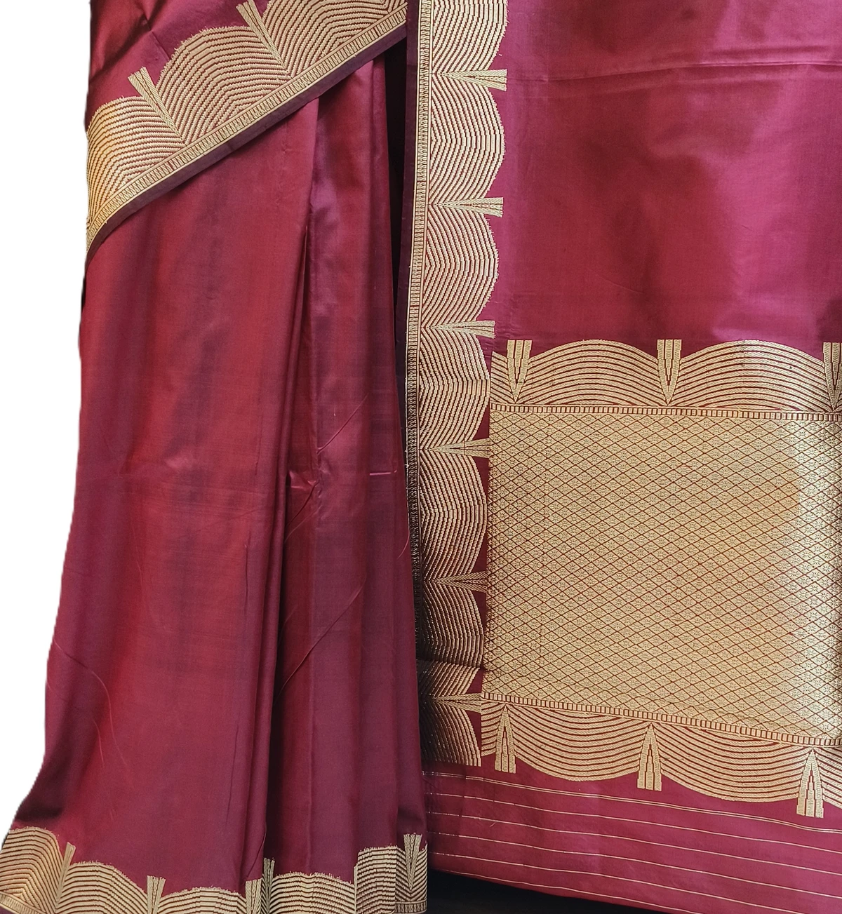 Embellished, Embroidered Bollywood
                                    Organza Saree (Green)