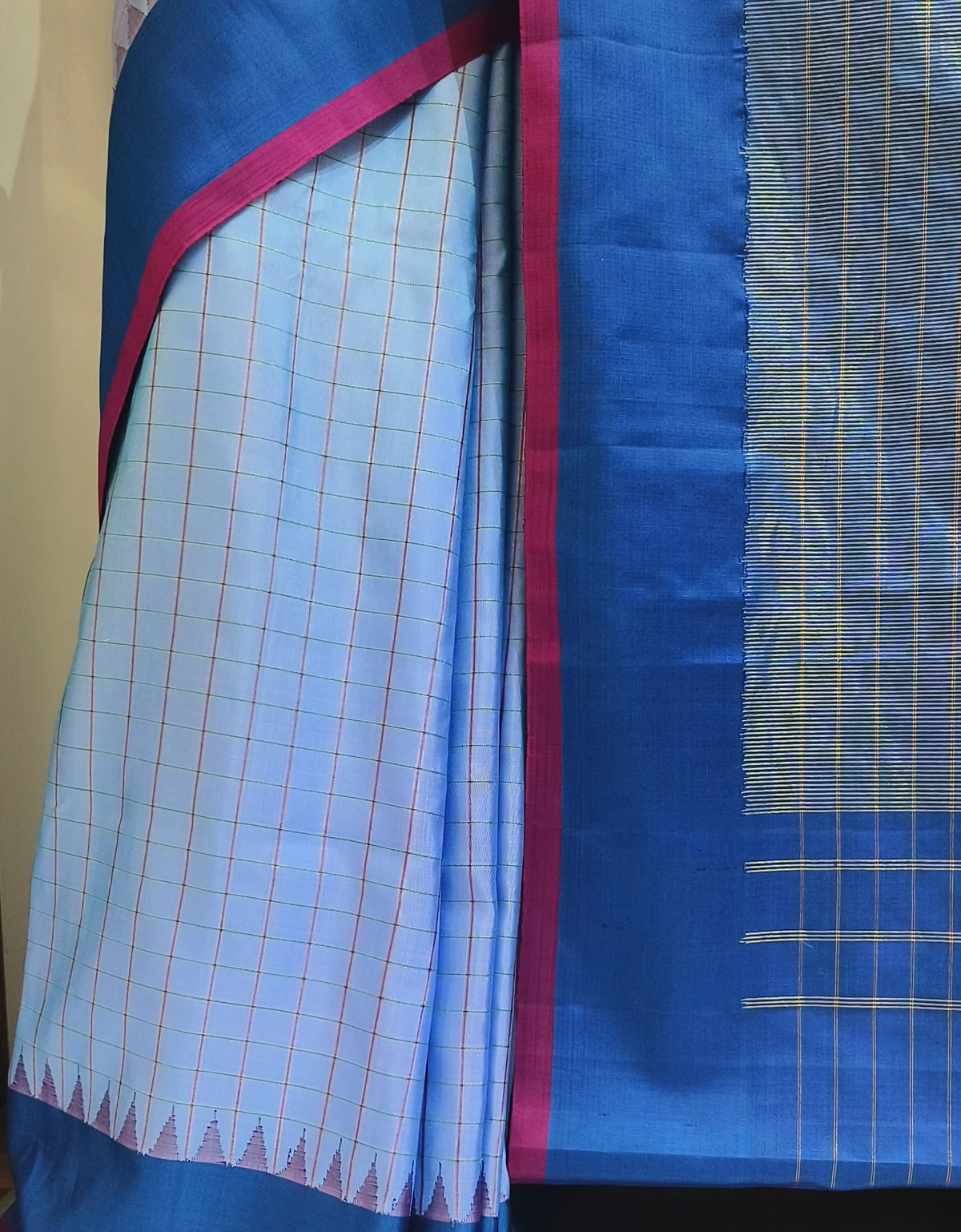 Embellished, Embroidered Bollywood
                                    Organza Saree (Green)