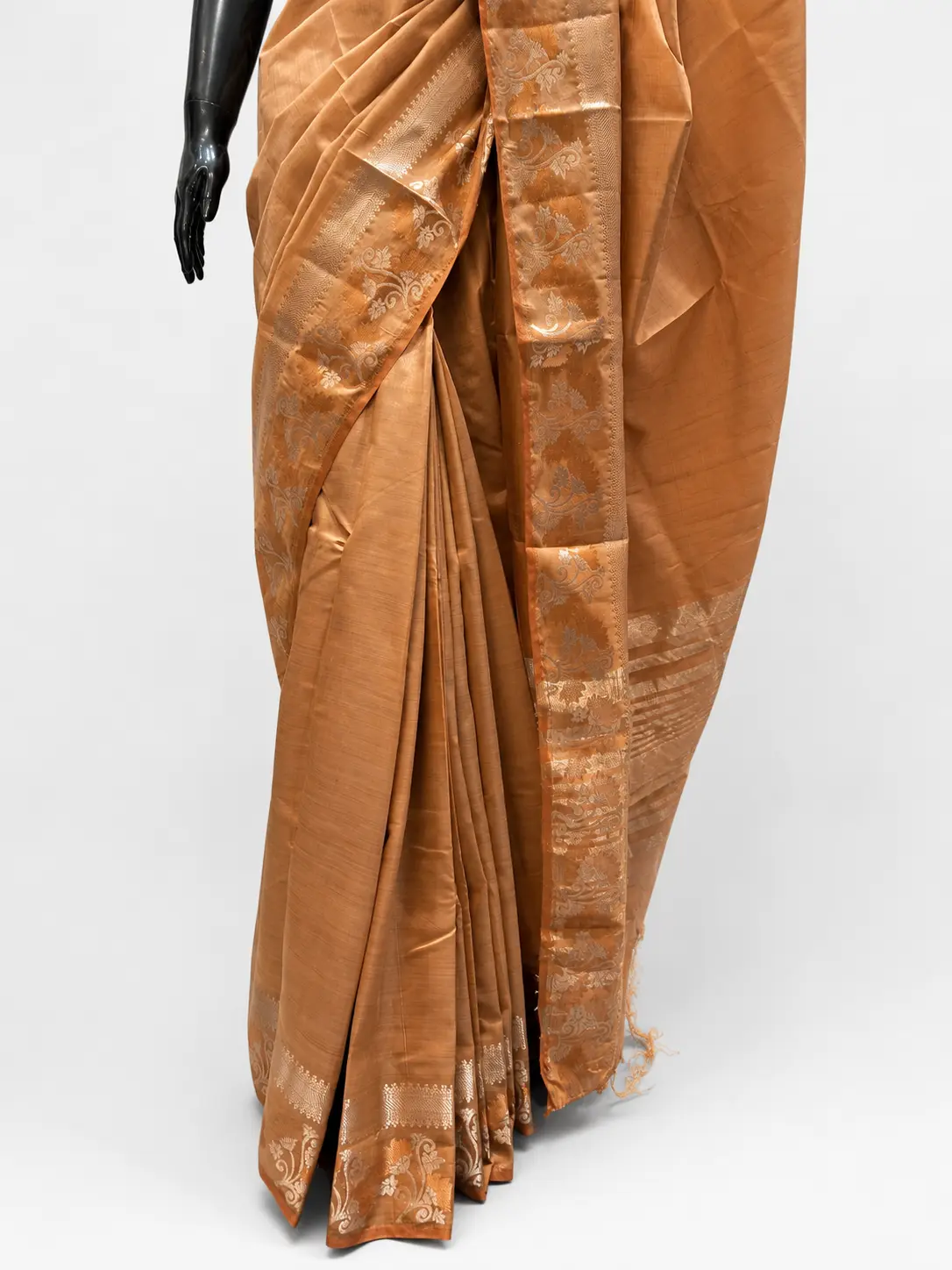 Embellished, Embroidered Bollywood
                                    Organza Saree (Green)
