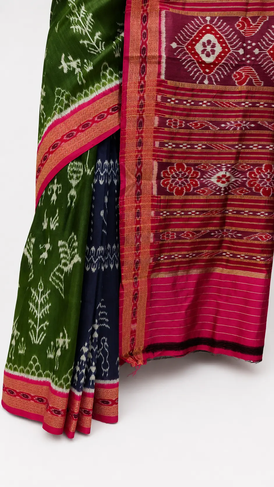 Embellished, Embroidered Bollywood
                                    Organza Saree (Green)