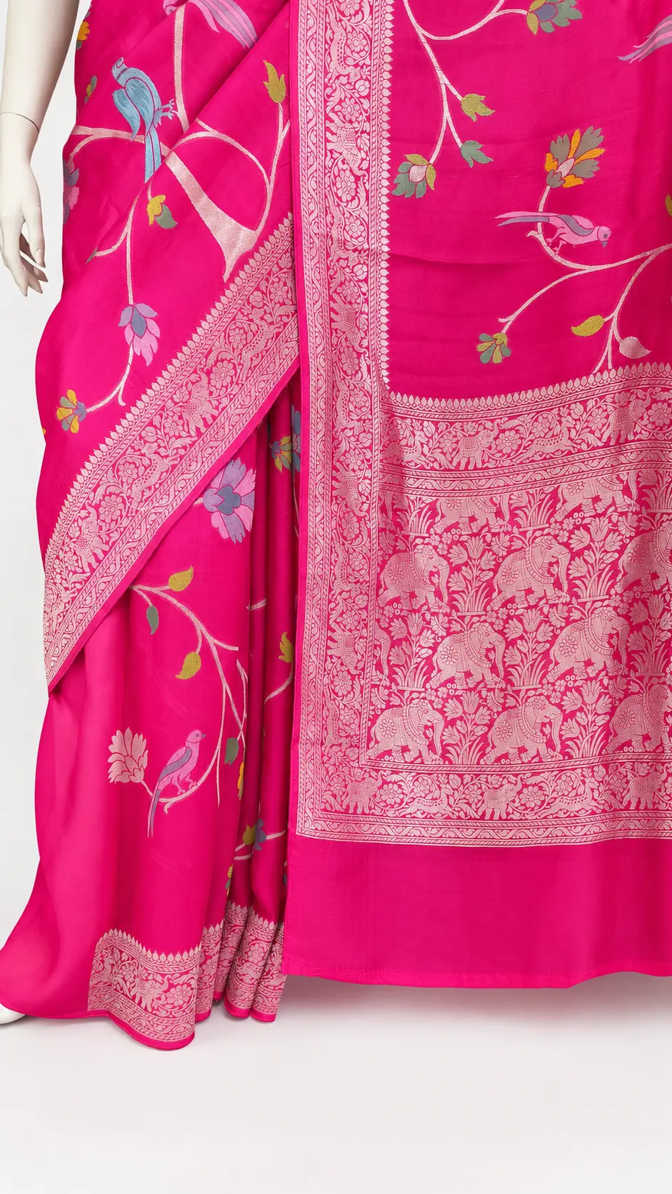 Embellished, Embroidered Bollywood
                                    Organza Saree (Green)