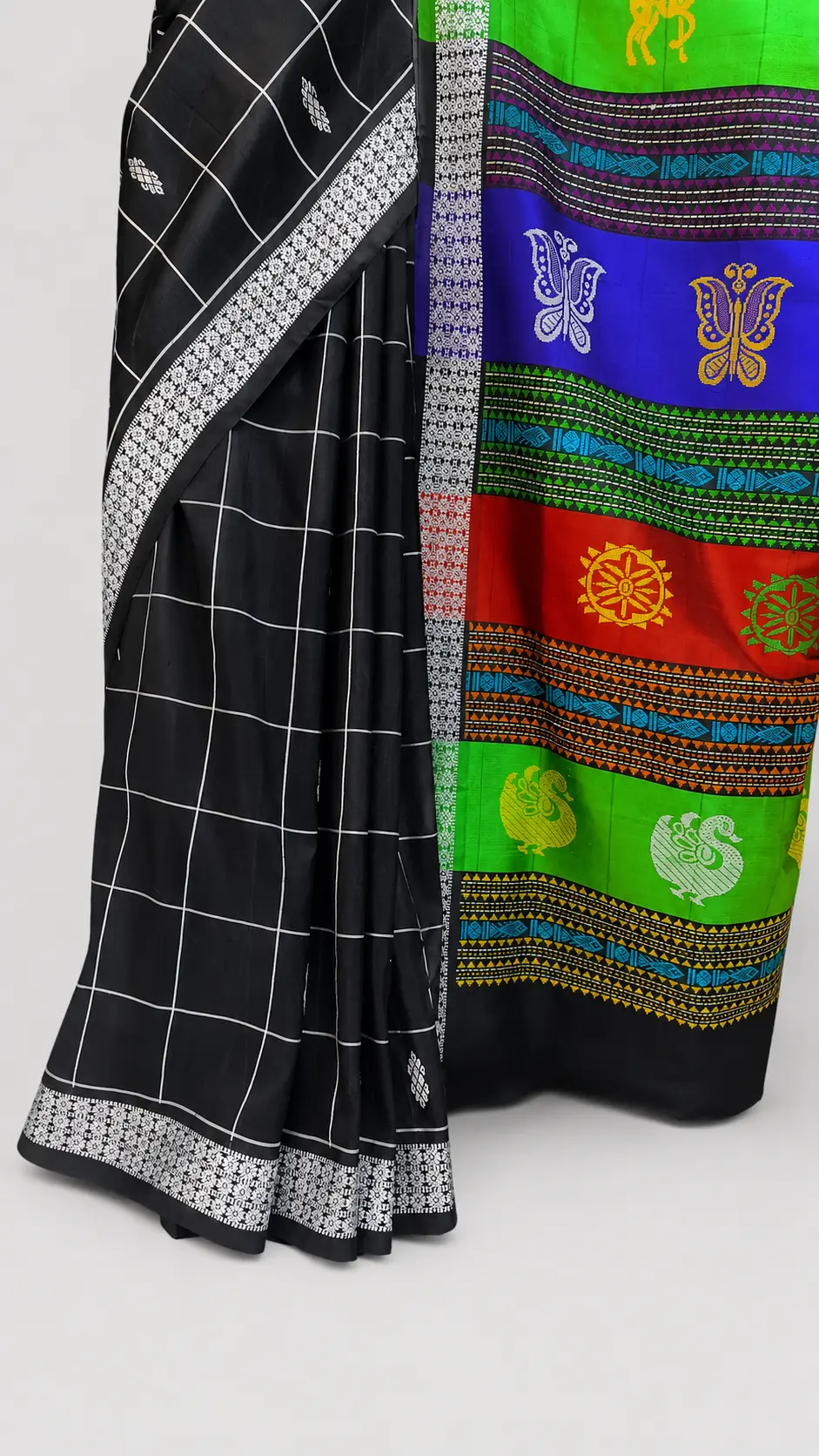 Embellished, Embroidered Bollywood
                                    Organza Saree (Green)